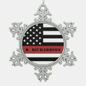 消防パーソナライズされた士の薄い赤線の消防 スノーフレークピューターオーナメント (正面)