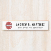 消防パーソナライズされた士の赤いロゴ記号 サインプレート (正面)