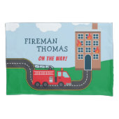 消防士と消防車とファーストネームはリトル・ボーイ 枕カバー (正面)