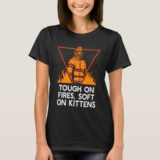 消防士ねこ消防士の火が強い|過去記事 Tシャツ (正面)