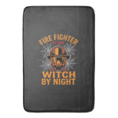 消防士のハロウィン・ウィッチ・ナイトデザイン バスマット (正面縦)