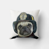 消防士のパグ クッション (裏面)