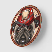 消防士のパグ ラウンド壁時計 (傾斜)