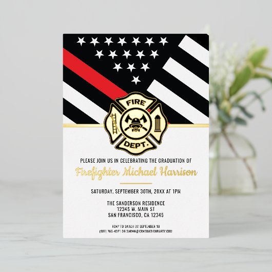 消防士の卒業赤線の旗消防士 箔招待状 (立ち正面)
