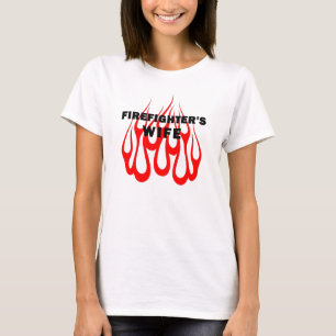 消防士の妻の炎 Tシャツ