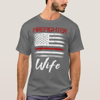 消防士の妻 Tシャツ