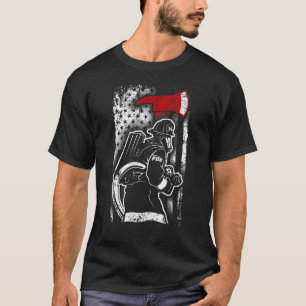 消防士の愛国的な米国国旗の消防士のモミ Tシャツ