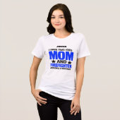 消防士の母であることを誇りに思う トライブレンドTシャツ (正面全面)