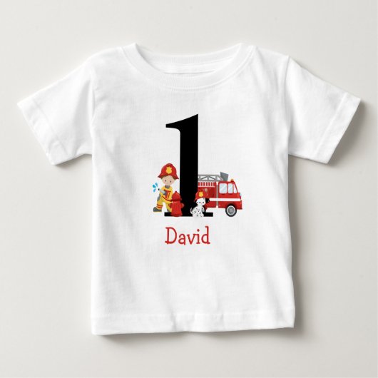消防士の消防車の少年の最初の誕生日の服装 ベビーTシャツ (正面)