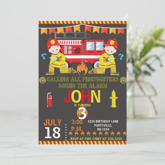 消防士の消防車の黒板バースデーパーティー 招待状 (スタンド正面)