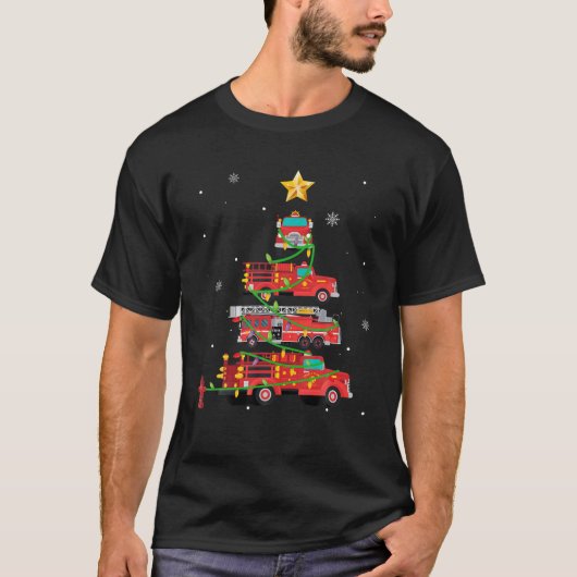 消防士の消防車クリスマスツリークリスマスTギフト Tシャツ (正面)