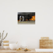 消防士は実火を消す ポスター (キッチン)