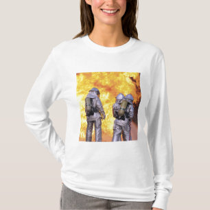 消防士は対空砲火を消します Tシャツ