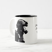 消防士は彼の恐怖について話した ツートーンマグカップ (正面左)