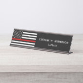 消防士パーソナライズされたの細い赤線 デスクネームプレート (正面)