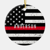 消防士動揺しての名前の薄い赤線 セラミックオーナメント (正面)