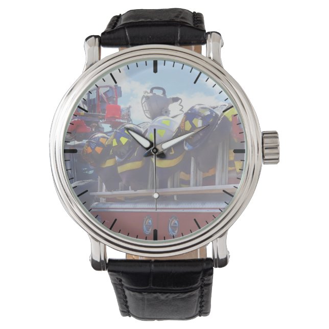 消防士 – 消防車のヘルメット 腕時計 (正面)