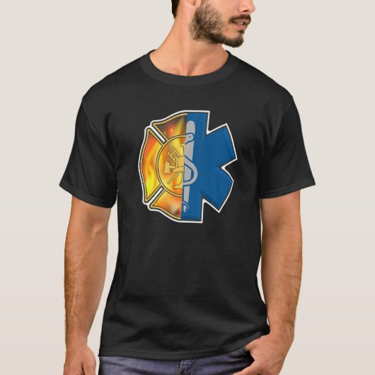 消防士 Emt 誇り Emt 消防士 Ems バッジ 2 Tシャツ (正面)