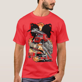 消防車が消防用の消防車に火実在のエンジン Tシャツ