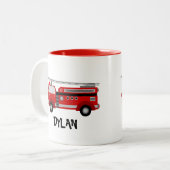 消防車のパーソナライズされたマグカップ ツートーンマグカップ (正面左)