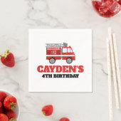 消防車の消防士の誕生日パーティナプキンス スタンダードカクテルナプキン (インサイチュ)