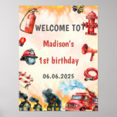 消防車の消防士1stバースデーウェルカムサイン ポスター (正面)