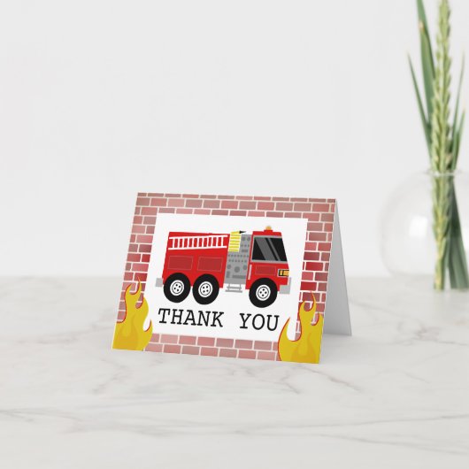 消防車の炎のレンガの背景の誕生日プレゼントありがとう サンキューカード (正面)