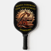 消防車の燃えるような勇敢な複雑な英雄的デザイン ピックルボールラケット (裏面)