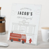 消防車の誕生日パーティーウェルカムサイン 台座サイン (インサイチュ)