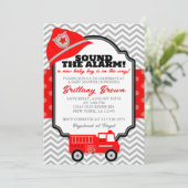 消防車の音アラームボーイ赤ちゃんシャワー招待状 招待状 (スタンド正面)