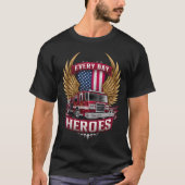 消防車ヒーロー Tシャツ (正面)