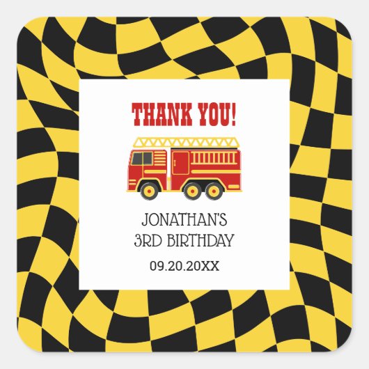 消防車ブラックイエロ市松模様にーン生誕日 スクエアシール (正面)