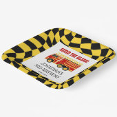 消防車ブラックイエロ市松模様にーン生誕日 ペーパープレート (傾斜あり)