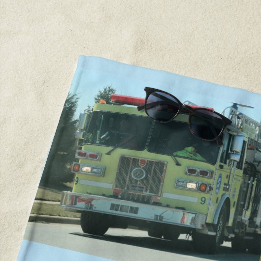 消防車 ビーチタオル (インサイチュ)