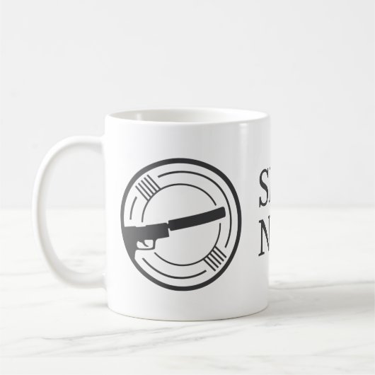 消音装置のニュースのコーヒー・マグ コーヒーマグカップ (左)