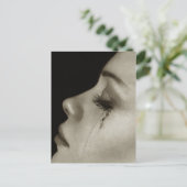 涙を流している人 ポストカード (スタンド正面)