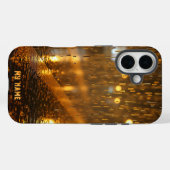 液体金ゴールド：夕暮れ時の都市雨 Case-Mate iPhoneケース (裏面 (横))