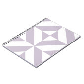 淡いクールなグレープ幾何学デコキューブパターン ノートブック (左側)