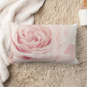 淡いピンクのばら色の花-花バラの花 ランバークッション (ブランケット)
