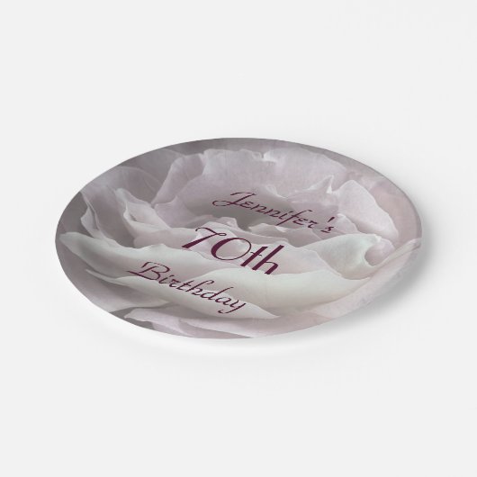 淡いピンクのバラの紙皿、第70誕生会 ペーパープレート (アングル)