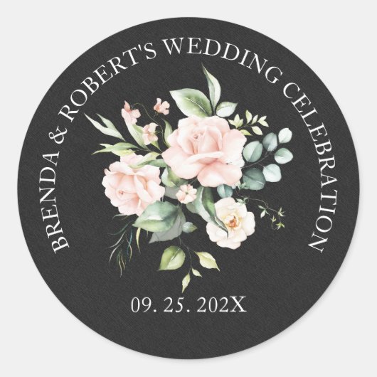 淡いピンクのバラの花束 黒い麻布の上 ラウンドシール (正面)