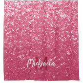 淡いピンクのバラフェイクスパークルグリッターモノグラム シャワーカーテン (正面)