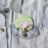 淡いピンクのリンゴの花結婚の花婿 缶バッジ (インサイチュ)