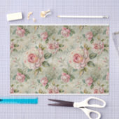 淡いピンクの大きなバラが薄い緑の背景に 薄葉紙 (クラフト)