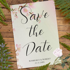 淡いピンクの桜の花が咲く 招待状