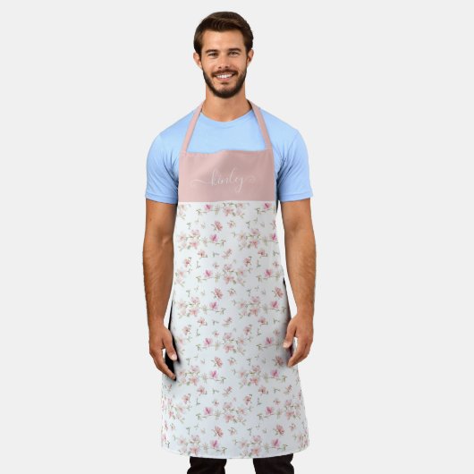 淡いピンクの水彩の花 エプロン (着用した状態)
