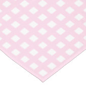 淡いピンクの白い四角形のグリッドパターン テーブルクロス (アングル)