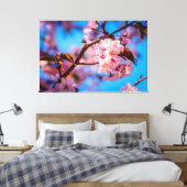 淡いピンクの花を咲かせた桜の木 キャンバスプリント (インサイチュ (寝室))