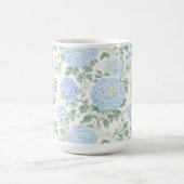 淡いブルーとホワイトのお花  コーヒーマグカップ (中央)