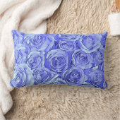 淡いブルーのバラ ランバークッション (ブランケット)